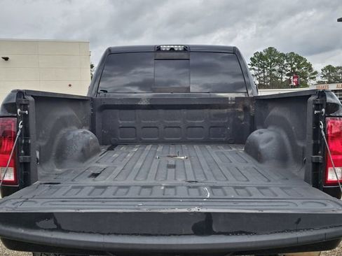 Used 2018 RAM 2500 Big Horn w/ Sport Appearance Group image 30