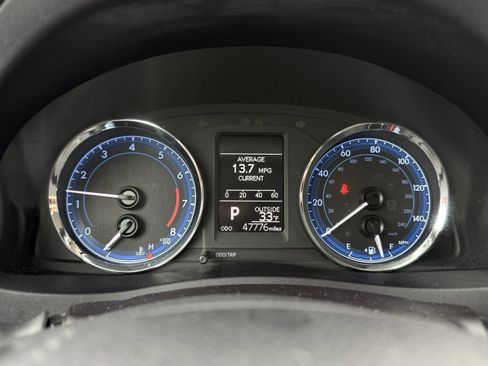 Used 2017 Toyota Corolla L image 15