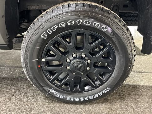 New 2026 RAM 2500 Limited AWD/4WD image 8