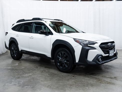 Used 2023 Subaru Outback Onyx Edition image 1