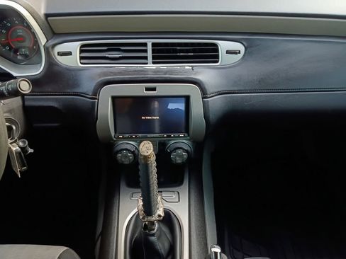 Used 2015 Chevrolet Camaro LS RWD image 3