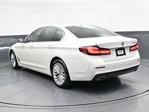 Used 2023 BMW 530i w/ Premium Package image 6