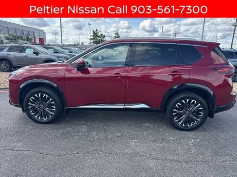 Certified 2024 Nissan Rogue Platinum w/ Platinum Premium Package FWD image 6
