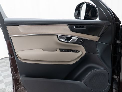 New 2026 Volvo XC90 B6 Ultra w/ Protection Package image 11