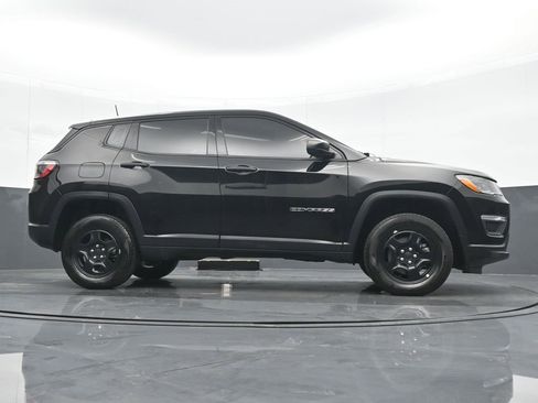 Used 2021 Jeep Compass Sport image 22