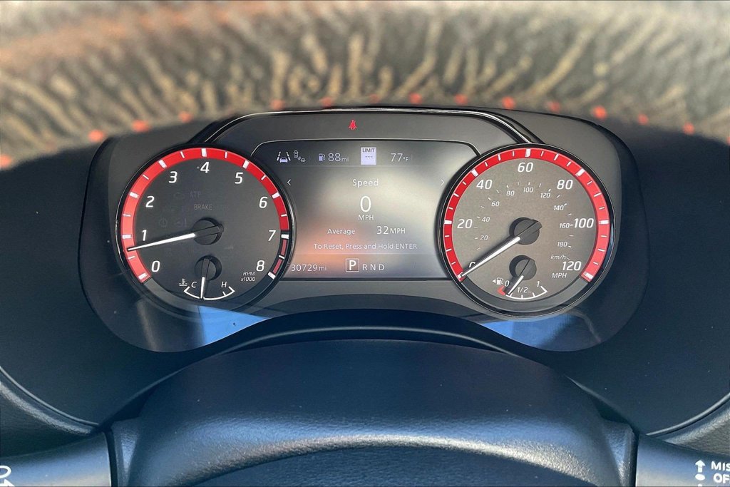 Used 2022 Nissan Frontier Pro-X RWD image 17