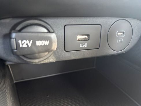 New 2026 Hyundai Elantra SE FWD image 21