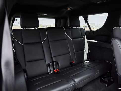 Used 2025 Cadillac Escalade ESV Sport AWD/4WD image 44