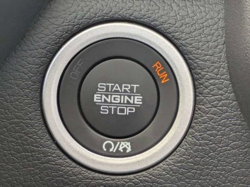 New 2026 RAM 3500 Laramie AWD/4WD image 29
