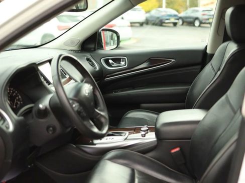 Used 2014 INFINITI QX60 AWD w/ Deluxe Touring Package image 31