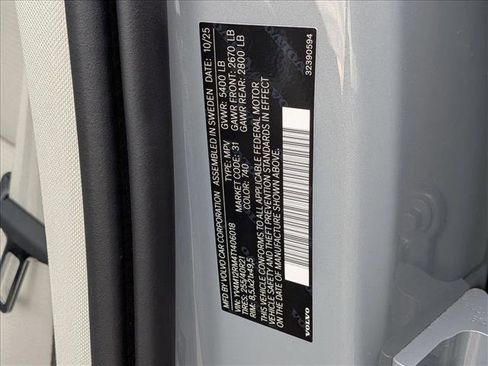 New 2026 Volvo XC60 B5 Ultra w/ Protection Package Premier image 20