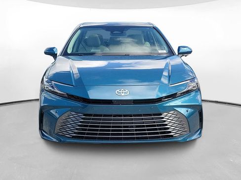 New 2026 Toyota Camry XLE w/ Premium Plus Package FWD image 2
