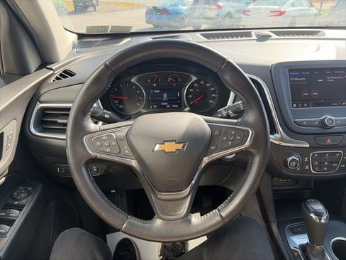 Used 2020 Chevrolet Equinox LT w/ Driver Convenience Package AWD/4WD image 10