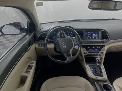 Used 2018 Hyundai Elantra Value Edition FWD image 22