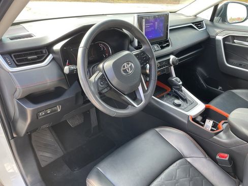 Used 2024 Toyota RAV4 Adventure image 10