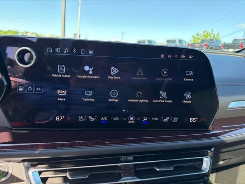 Certified 2024 Chevrolet Traverse RS w/ LPO, Floor Liner Package AWD/4WD image 13