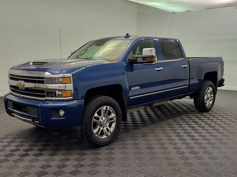 Used 2019 Chevrolet Silverado 2500 High Country w/ Duramax Plus Package AWD/4WD image 1