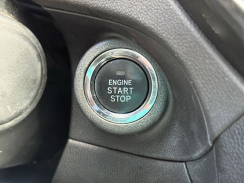 Used 2022 Subaru Ascent Onyx Edition image 18