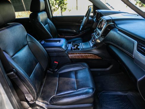 Used 2016 Chevrolet Suburban LTZ AWD/4WD image 26