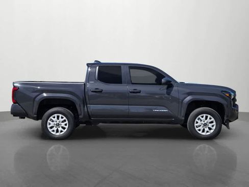 Used 2024 Toyota Tacoma SR5 image 7