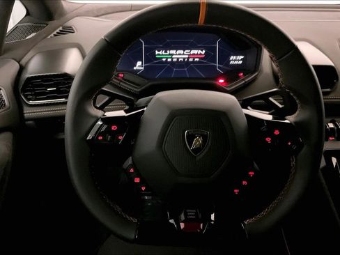 Used 2023 Lamborghini Huracan Tecnica RWD image 9