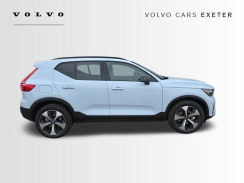 New 2026 Volvo XC40 B5 Plus w/ Protection Package Premier AWD/4WD image 9