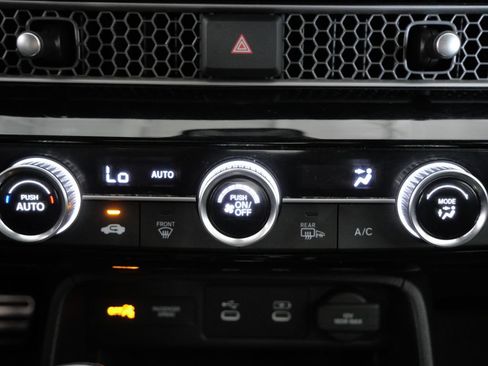Used 2025 Honda Civic Sport image 19