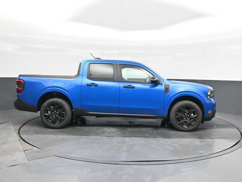 New 2025 Ford Maverick XLT w/ XLT Luxury Package image 9