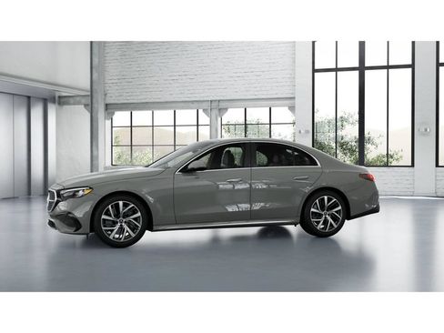 New 2027 Mercedes-Benz E 450 4MATIC Sedan image 36