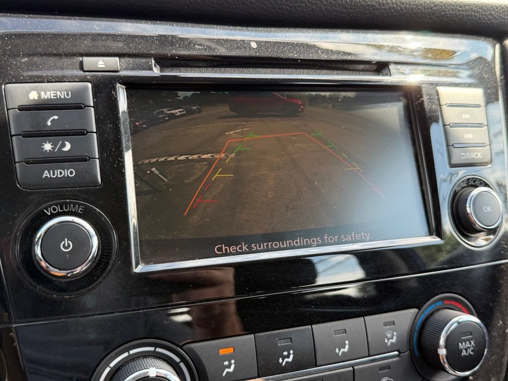Used 2018 Nissan Rogue S FWD image 45