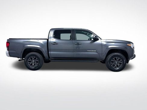 Certified 2023 Toyota Tacoma SR5 AWD/4WD image 2