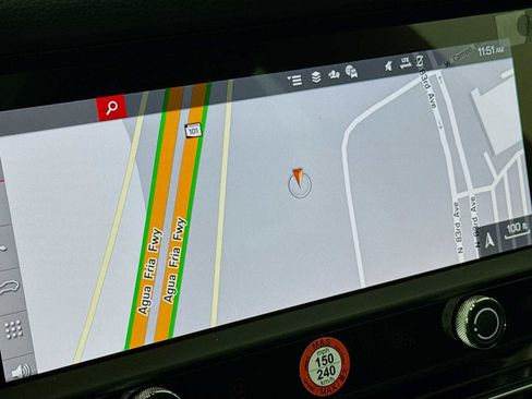 New 2025 Porsche Macan image 19