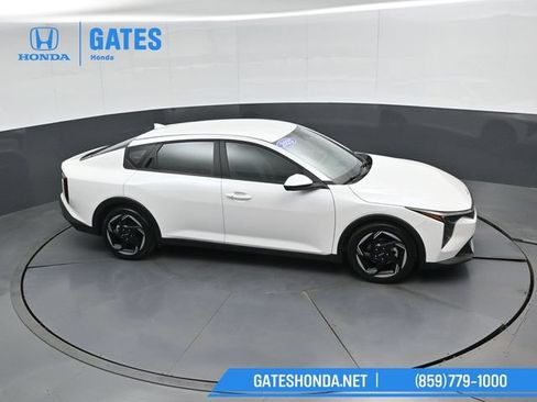Used 2025 Kia K4 EX FWD image 48