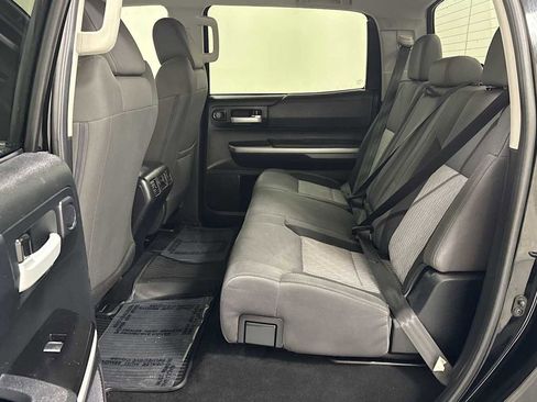 Certified 2017 Toyota Tundra SR5 image 24