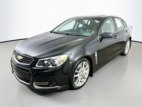 Used 2014 Chevrolet SS image 3