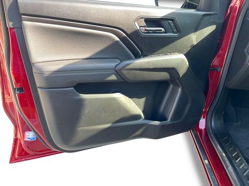 New 2026 GMC Canyon Elevation w/ Convenience Package image 27