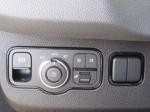 New 2026 Mercedes-Benz Sprinter 2500 image 37