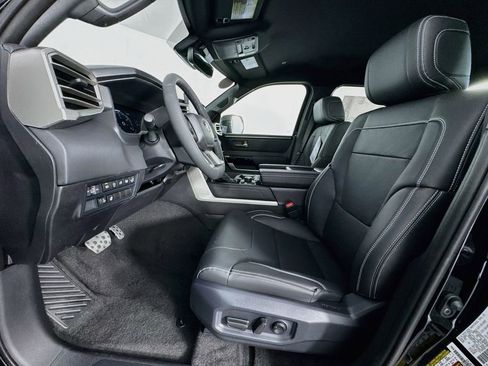 New 2026 Toyota Tundra Limited AWD/4WD image 10