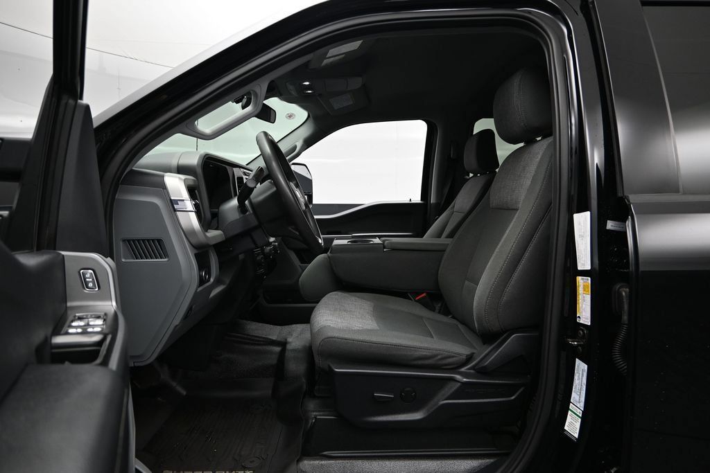 Used 2024 Ford F350 XLT AWD/4WD image 15