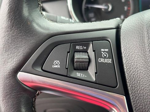 Used 2019 Buick Encore Essence image 20