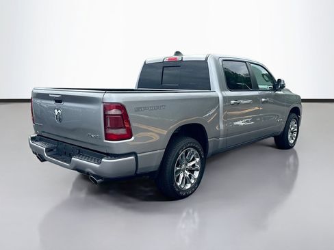 Used 2023 RAM 1500 Laramie AWD/4WD image 7