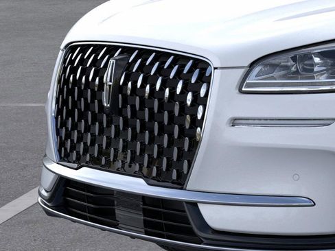 New 2026 Lincoln Corsair Reserve image 17