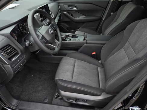 New 2026 Nissan Rogue SV FWD image 19