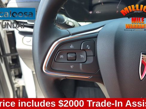 Used 2024 Buick Envista Sport Touring w/ Convenience II Package FWD image 17