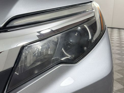 Certified 2018 Honda Ridgeline RTL-T image 11