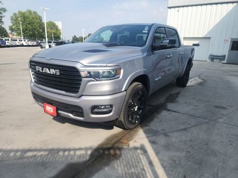 New 2026 RAM 1500 Laramie AWD/4WD image 3