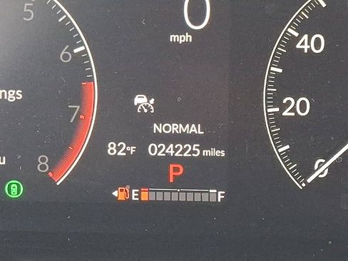 Used 2025 Honda CR-V EX image 13