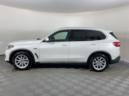 Used 2022 BMW X5 xDrive45e w/ Premium Package image 2