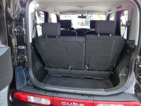 Used 2009 Nissan Cube 1.8 S w/ Interior Designer Pkg FWD image 14