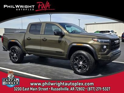 Used 2024 GMC Canyon Elevation w/ Convenience Package